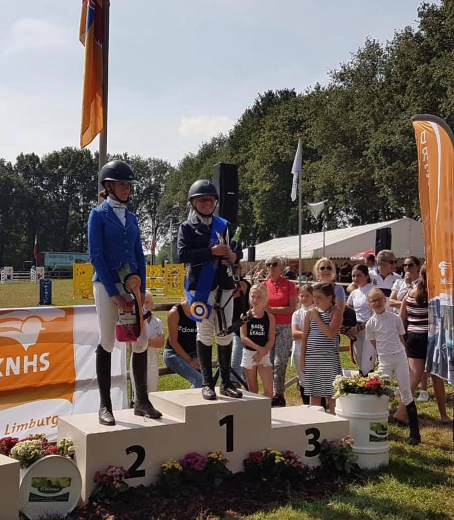 Limburgs kampioen outdoor 2019: Sophie van Rooij met Willow Tree Garwyn in de klasse C-L1 dressuur en C-B springen