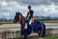 Limburgs Regiokampioen: Katelijne Philipsen met La Vie est Belle in de klasse 1.10 cm